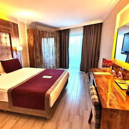 Semesteranläggning (resort) Grand Seker 4*